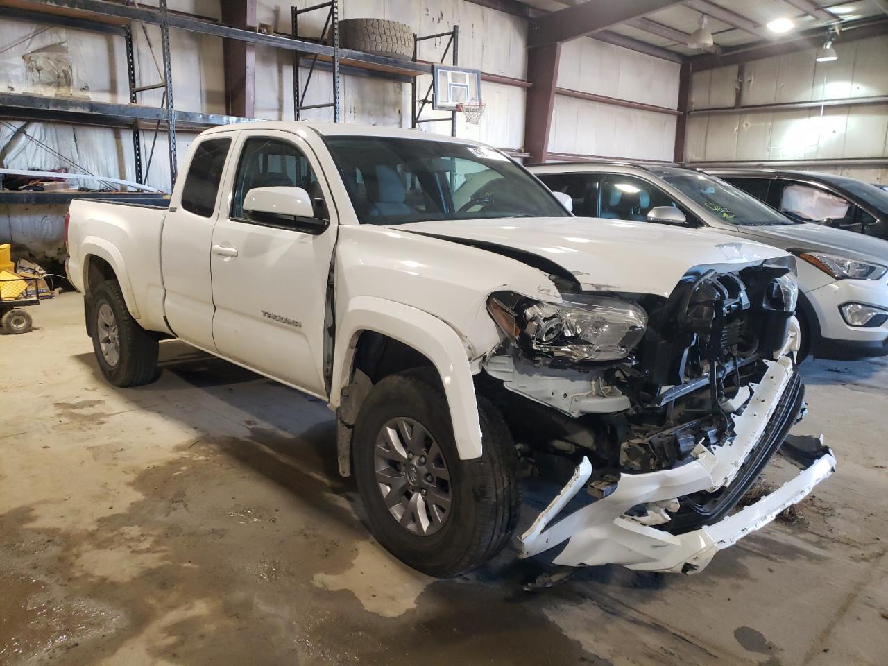 2017 TOYOTA TACOMA ACC - Фото 4