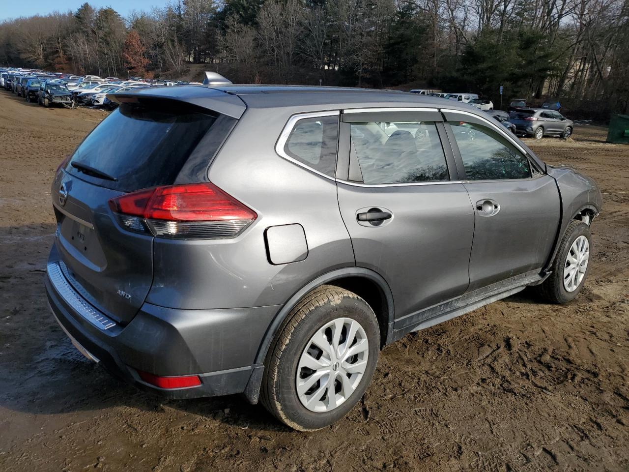 2017 NISSAN ROGUE S - Фото 3