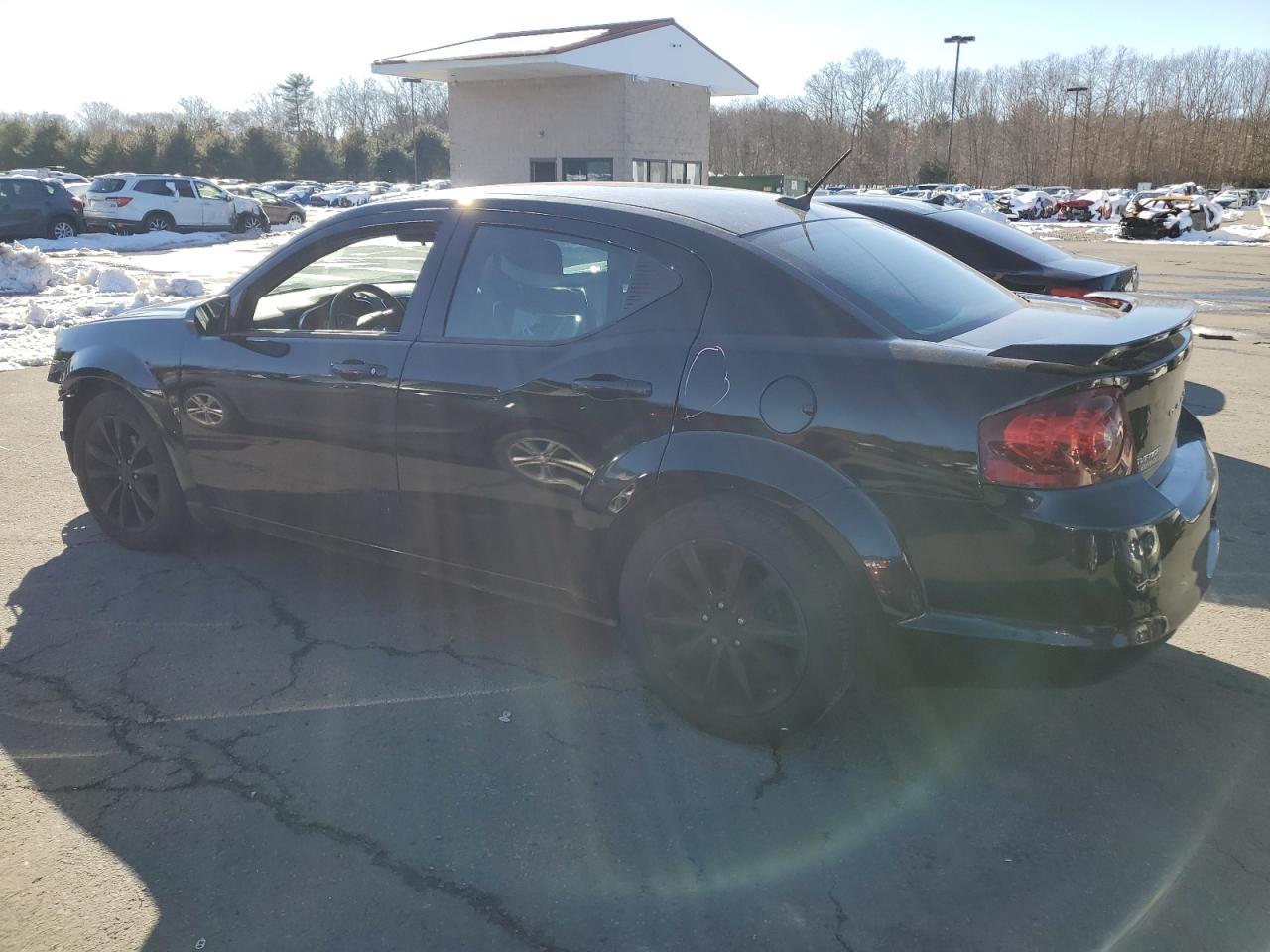 2014 DODGE AVENGER SE - Image 2