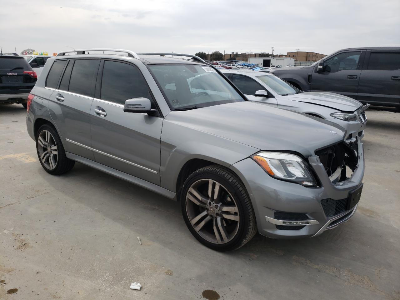 2014 MERCEDES-BENZ GLK 350 - Image 4