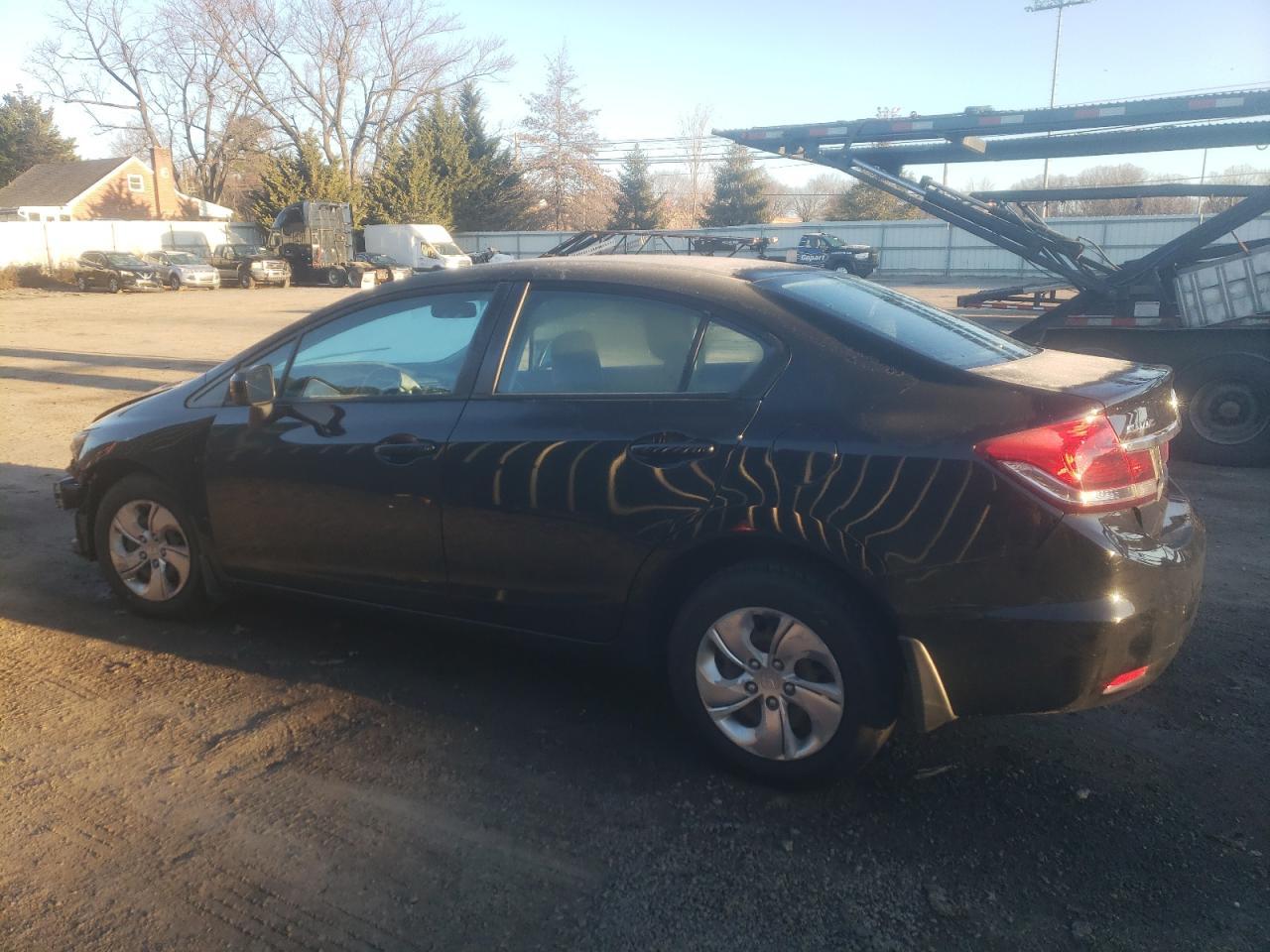 2015 HONDA CIVIC LX - Image 2
