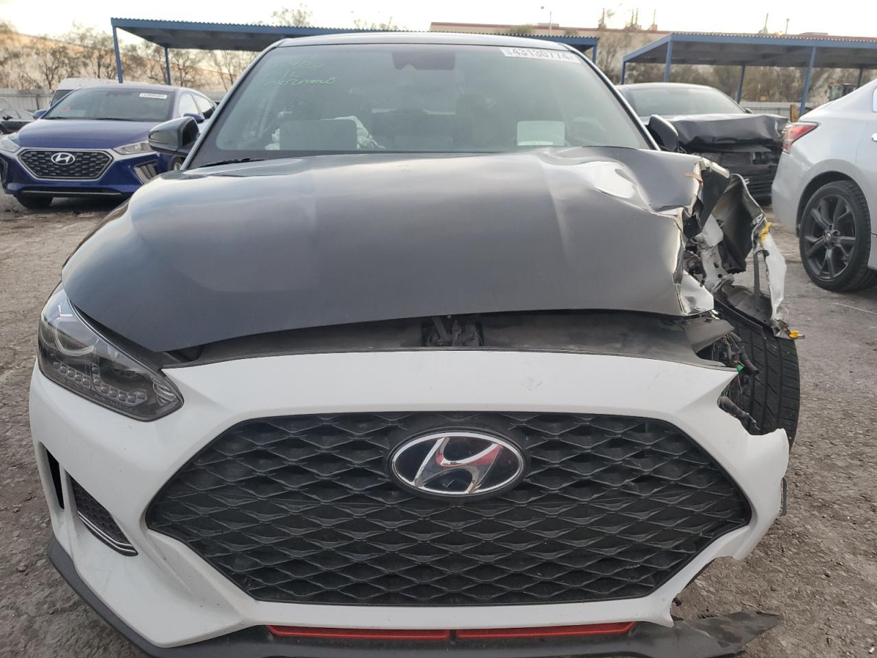 2019 HYUNDAI VELOSTER T - Фото 5