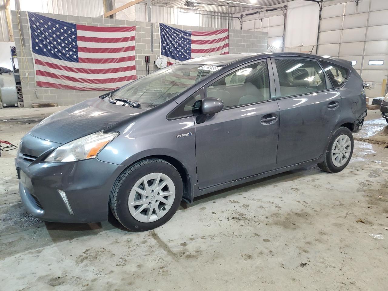 2014 TOYOTA PRIUS V car image