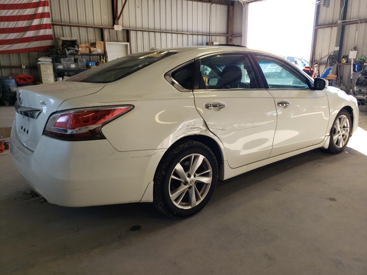 2015 NISSAN ALTIMA 2.5 - Фото 3