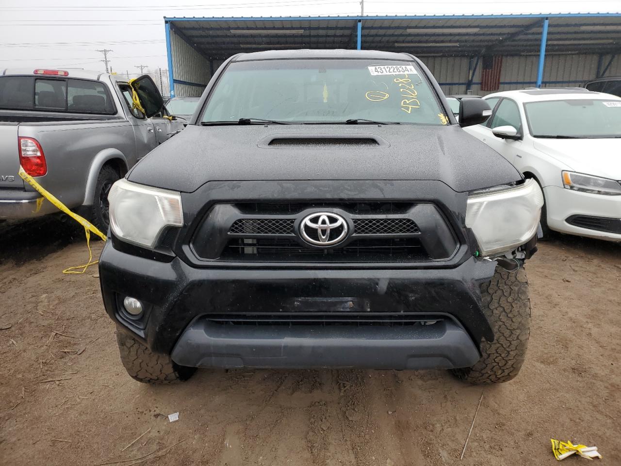2013 TOYOTA TACOMA DOU - Фото 5