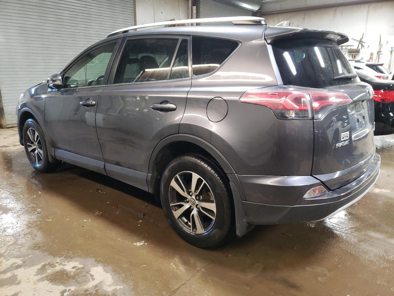 2016 TOYOTA RAV4 XLE - Image 2