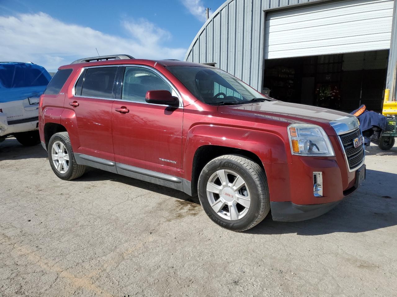 2012 GMC TERRAIN SL - Image 4