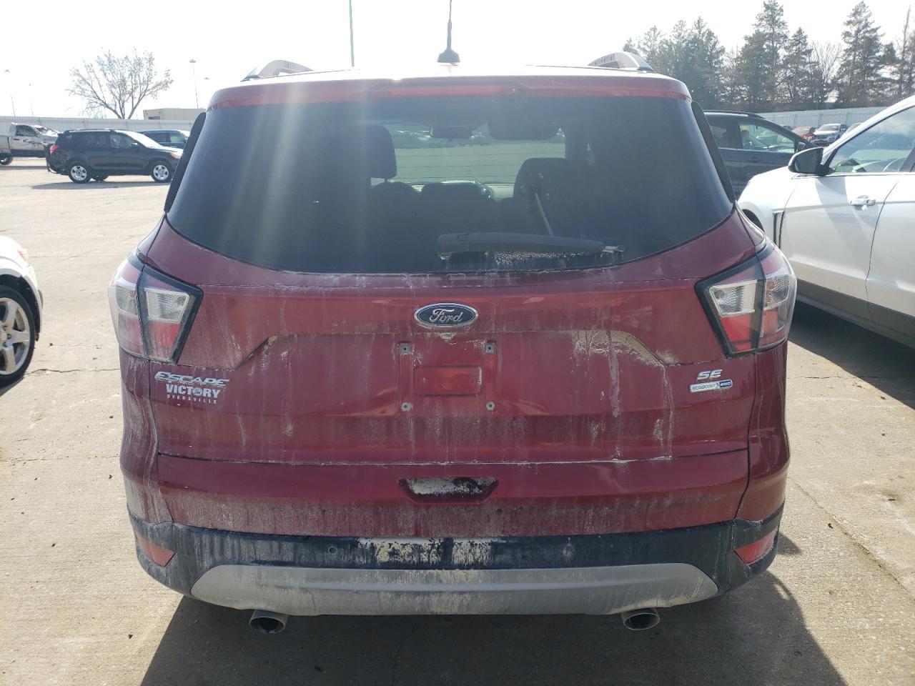 2017 FORD ESCAPE SE - Фото 6