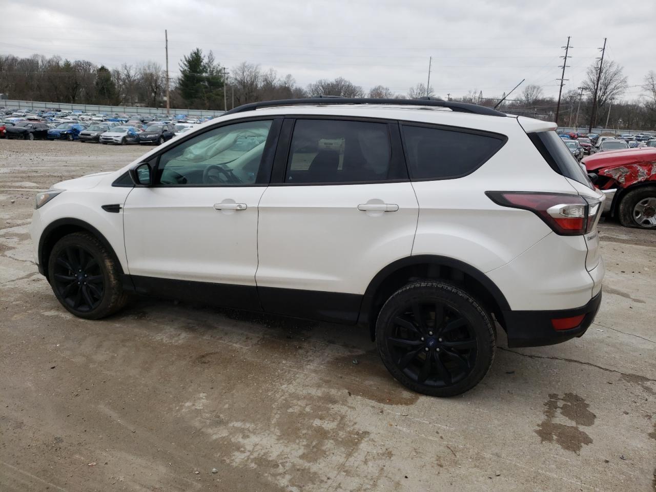 2017 FORD ESCAPE SE - Фото 2