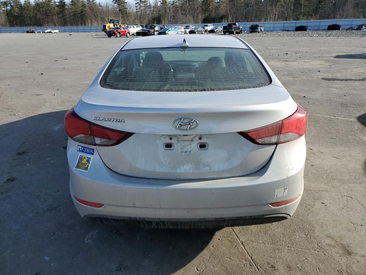 2015 HYUNDAI ELANTRA SE - Фото 6