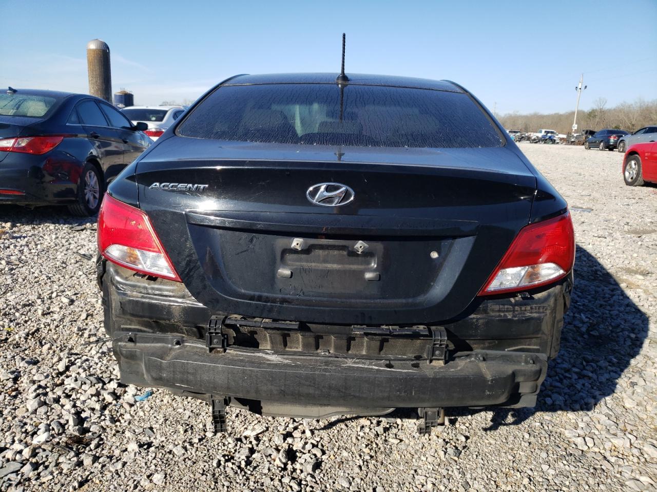 2017 HYUNDAI ACCENT SE - Фото 6
