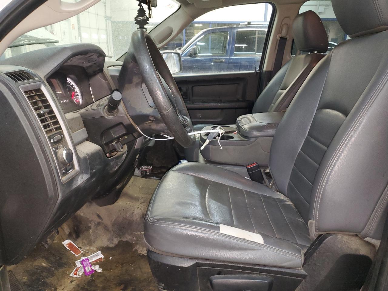 2014 RAM 1500 ST - Image 7