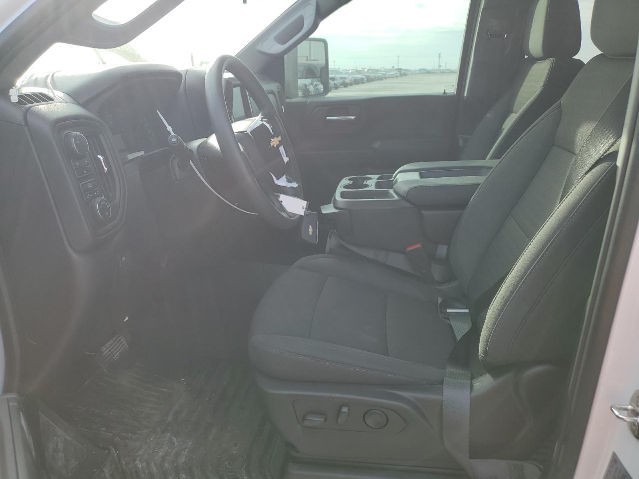 2024 CHEVROLET SILVERADO - Image 7