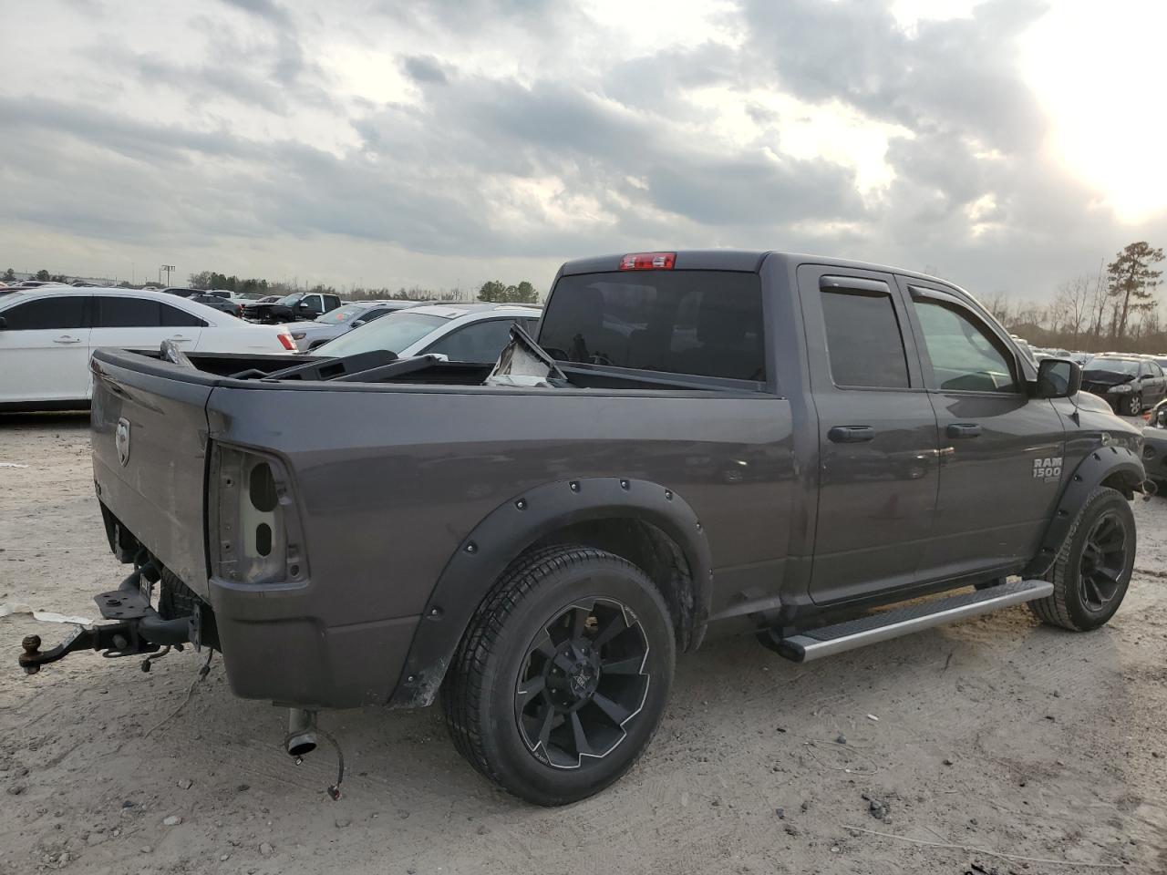 2019 RAM 1500 CLASS - Фото 3