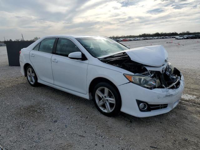 2014 Toyota Camry L - Фото 4