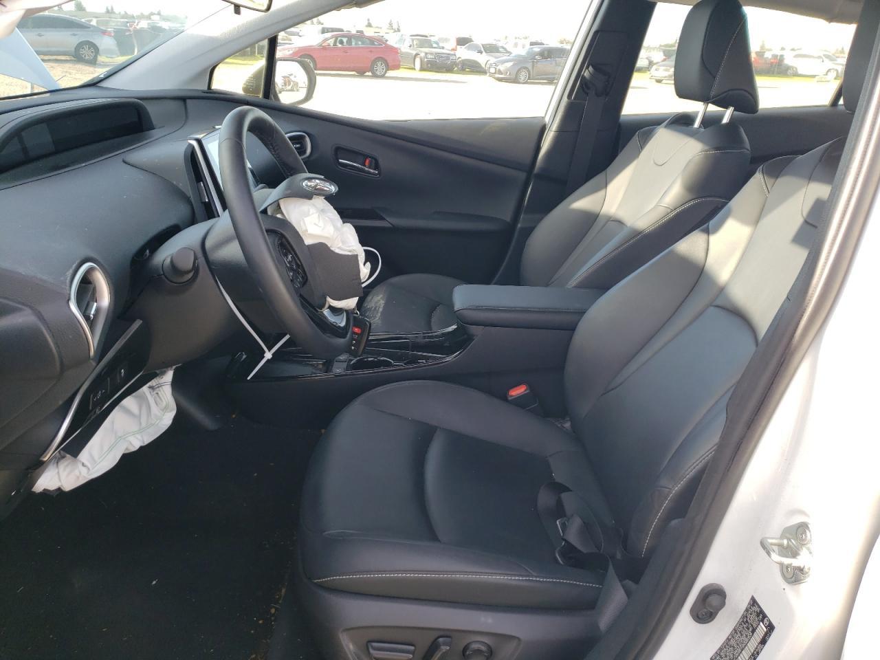 2022 TOYOTA PRIUS PRIM - Фото 7