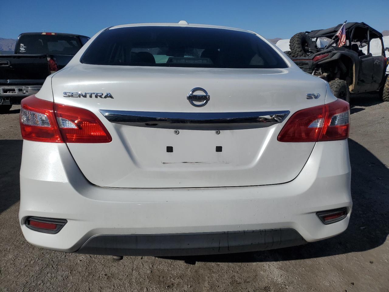 2017 NISSAN SENTRA S - Фото 6