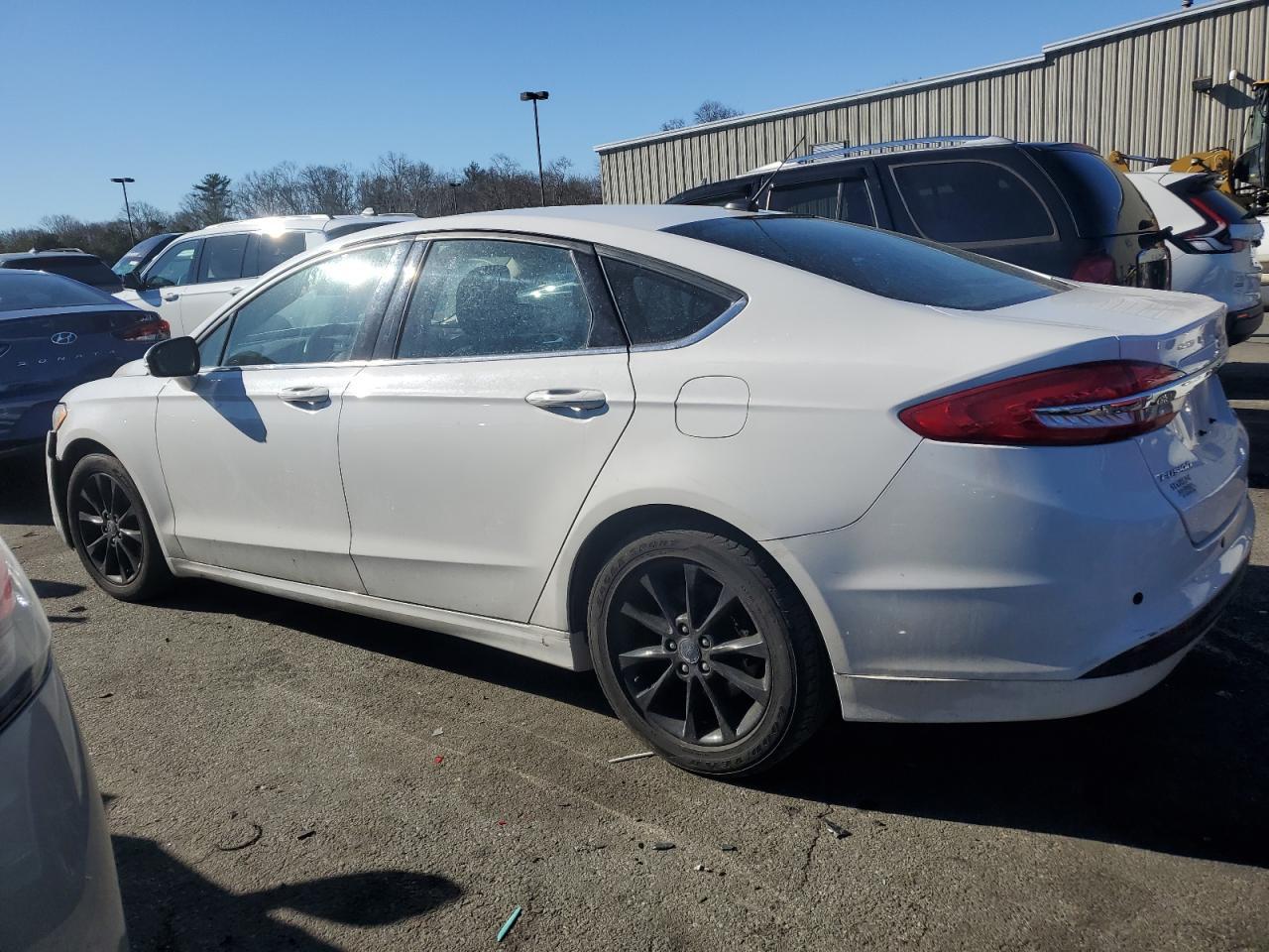2017 FORD FUSION SE - Image 2
