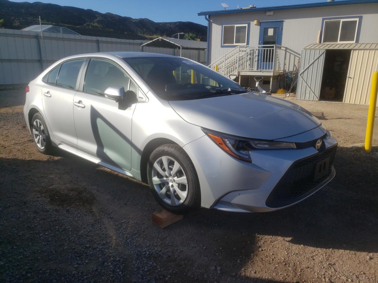 2021 TOYOTA COROLLA LE - Фото 4