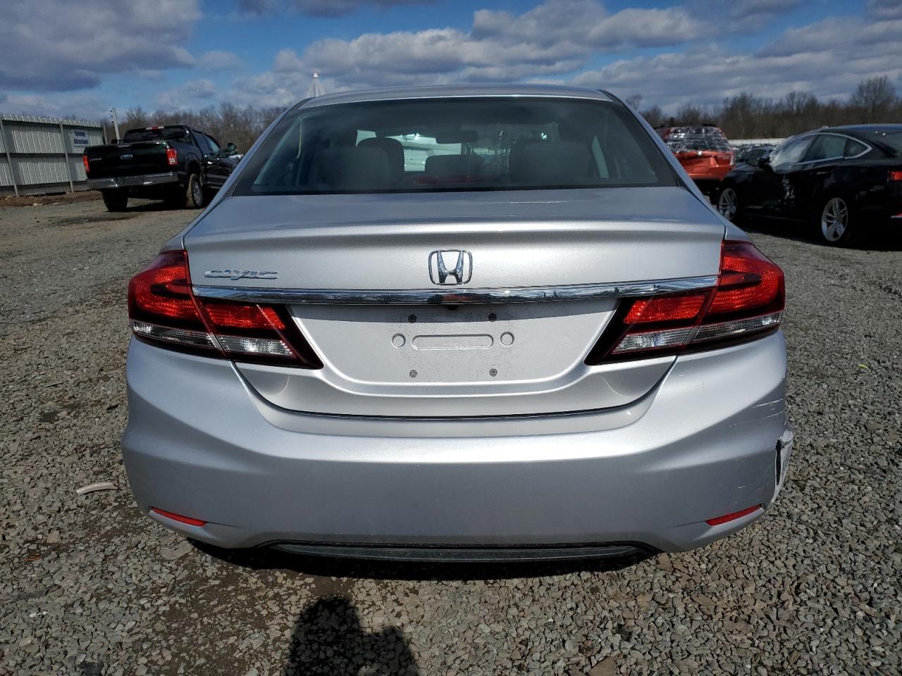 2015 HONDA CIVIC LX - Image 6