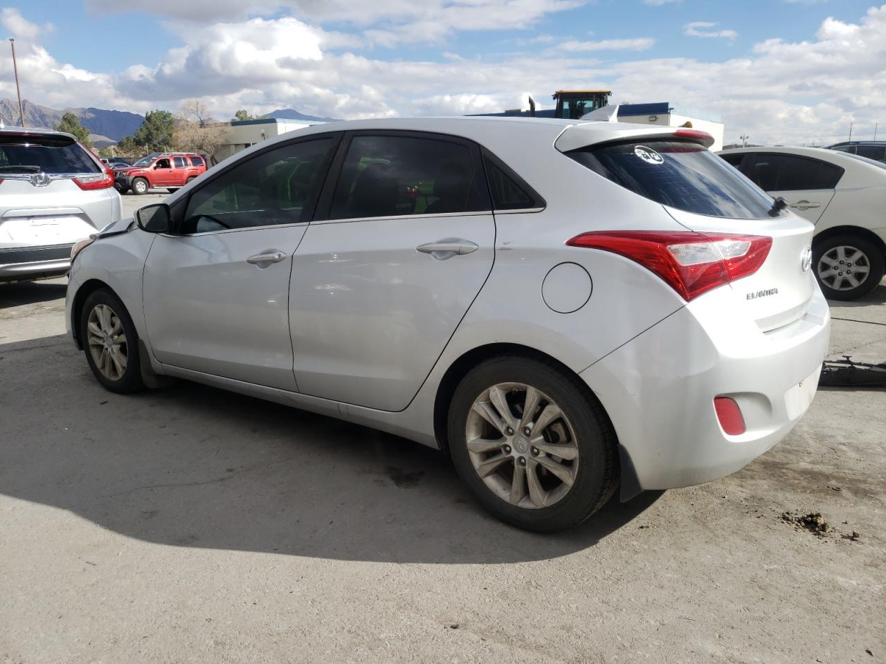 2013 HYUNDAI ELANTRA GT - Image 2
