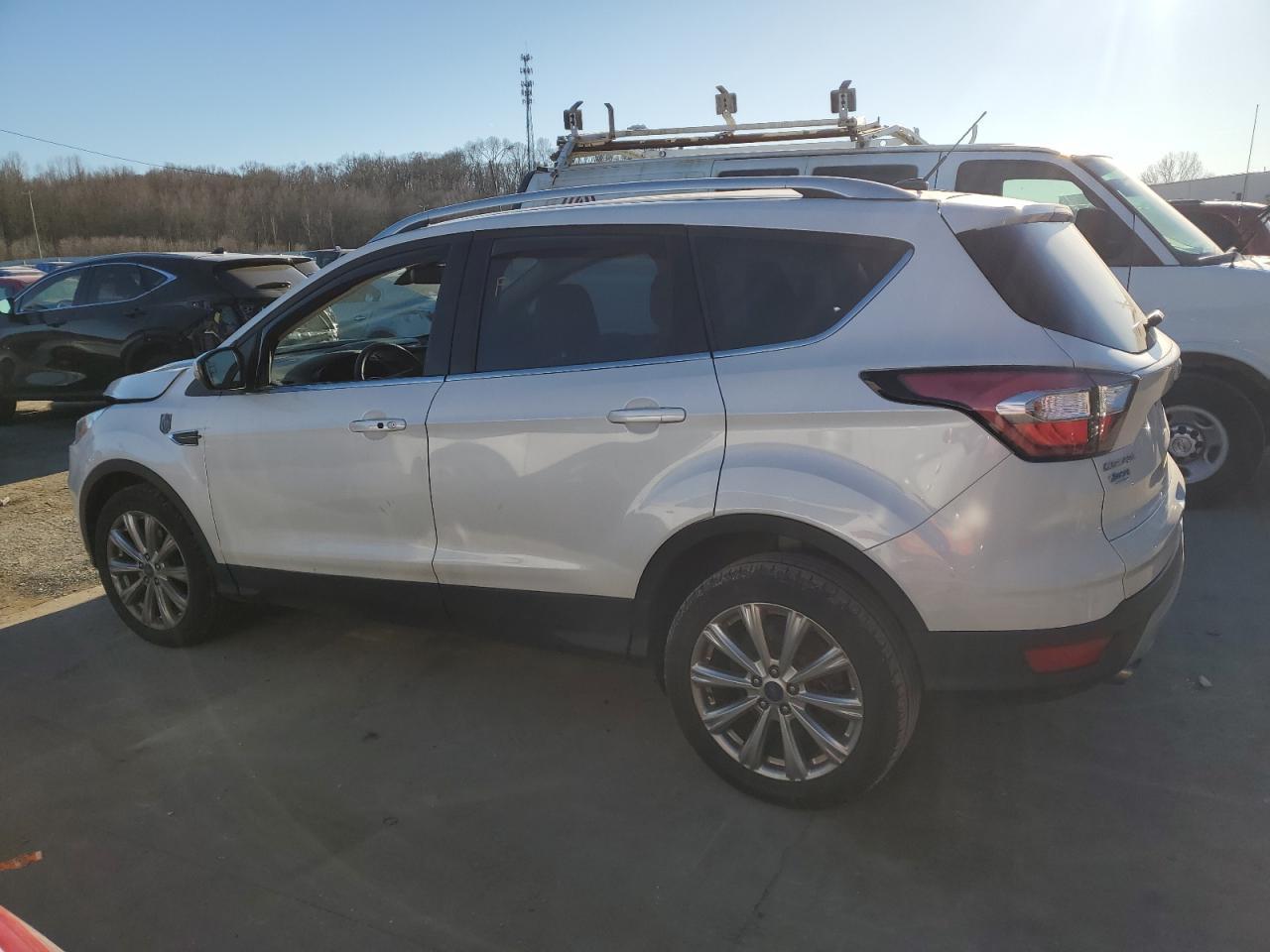 2017 FORD ESCAPE TIT - Image 2