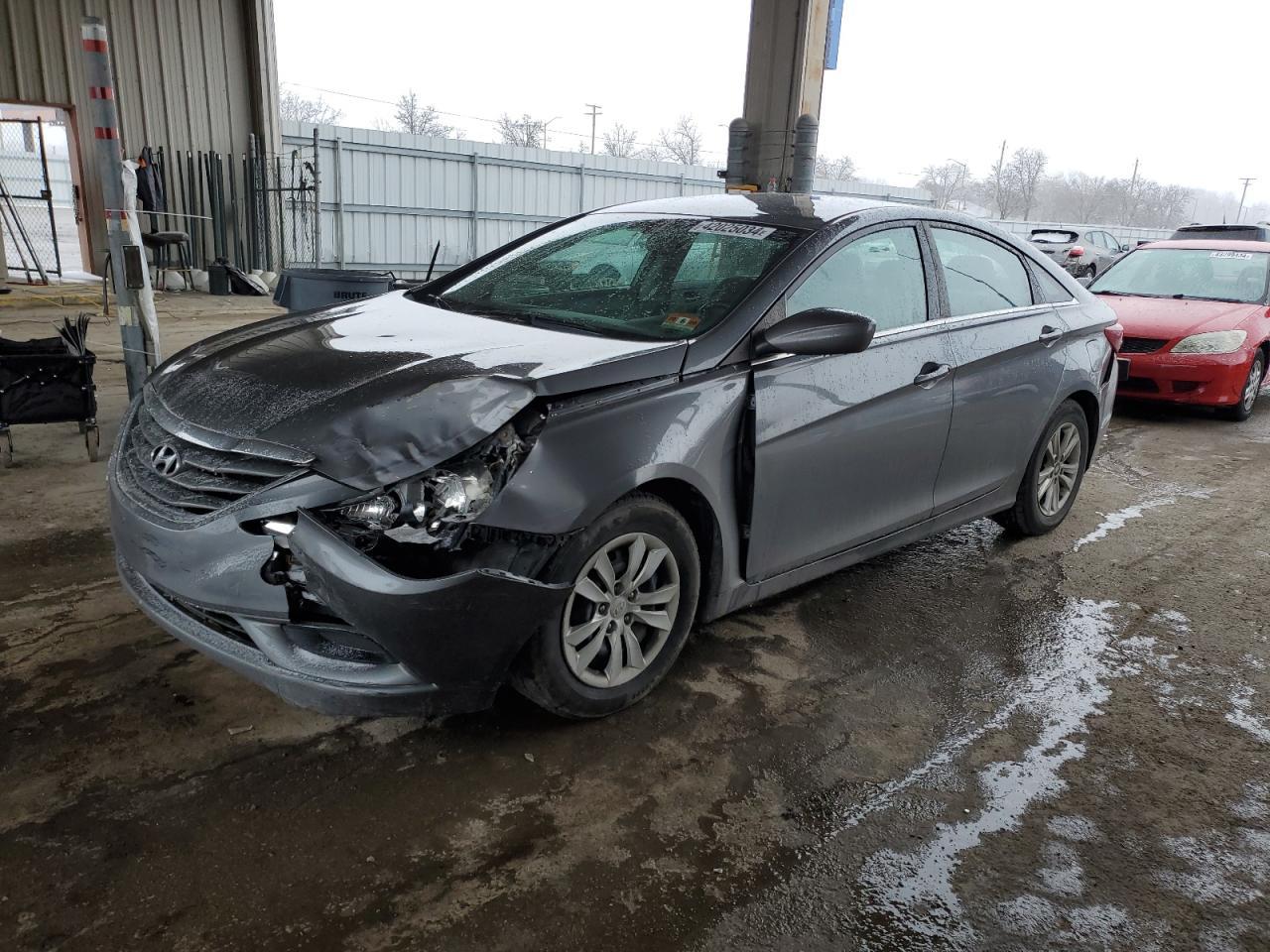 2011 HYUNDAI SONATA GLS