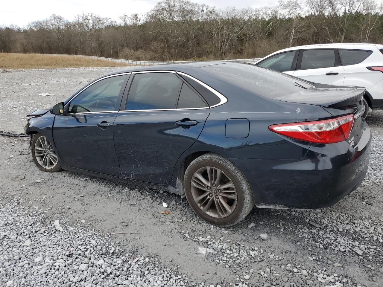 2017 TOYOTA CAMRY LE - Фото 2