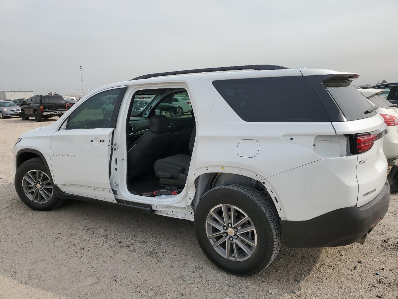 2023 CHEVROLET TRAVERSE L - Фото 2