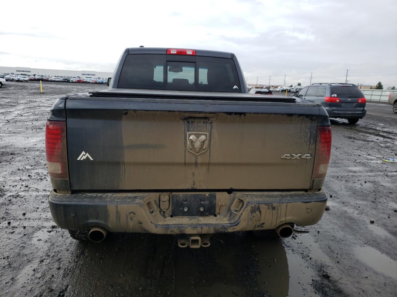 2017 RAM 1500 SPORT - Фото 6