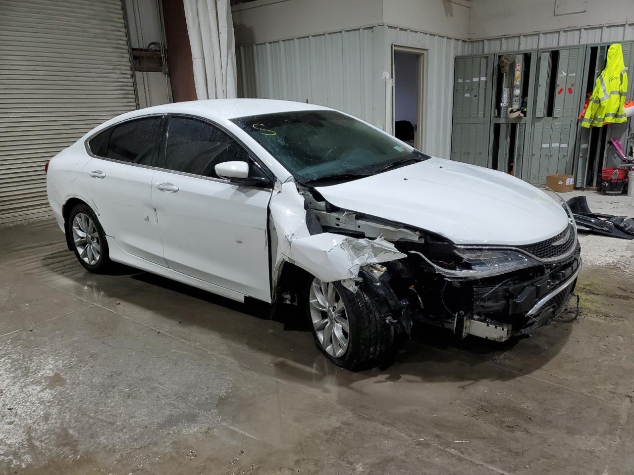 2015 CHRYSLER 200 C - Фото 4