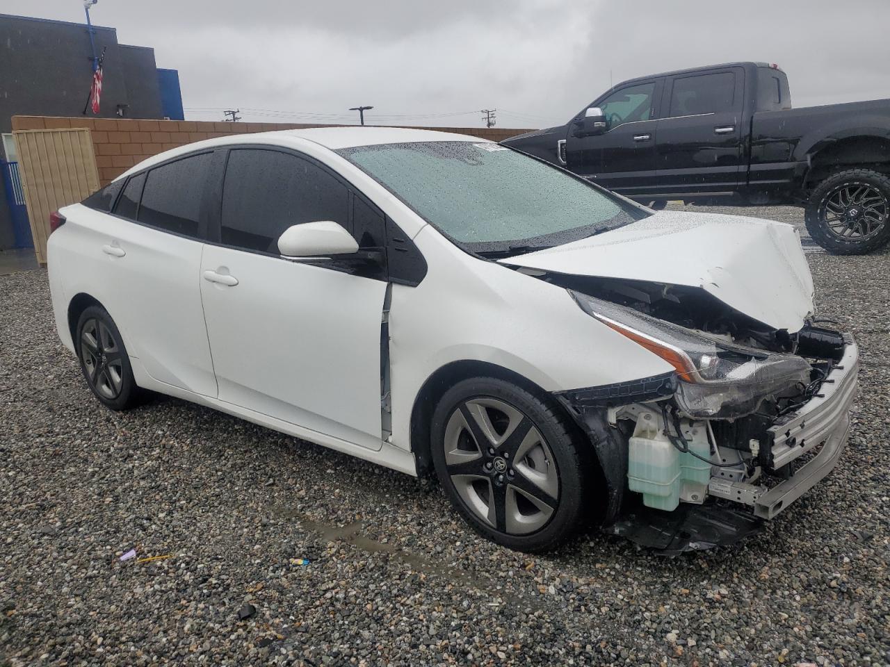 2019 TOYOTA PRIUS - Image 4