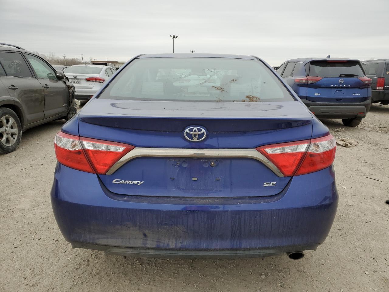 2015 TOYOTA CAMRY LE - Image 6