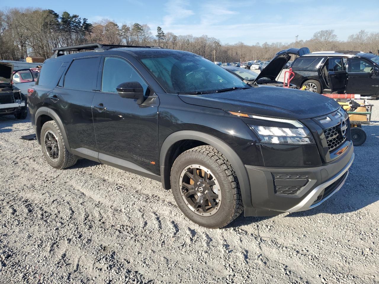 2023 NISSAN PATHFINDER - Фото 4