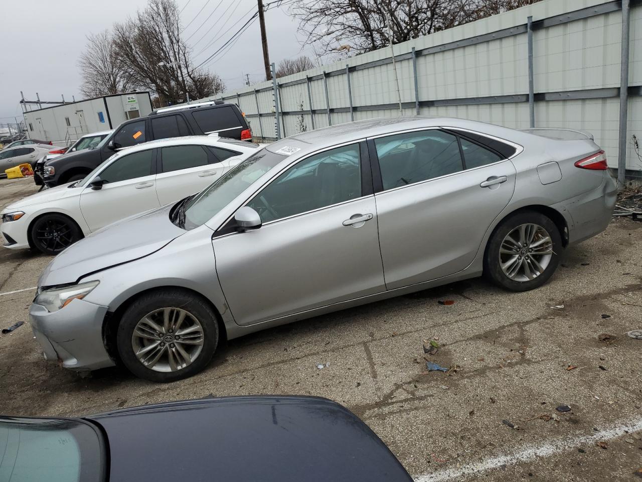 2016 TOYOTA CAMRY LE