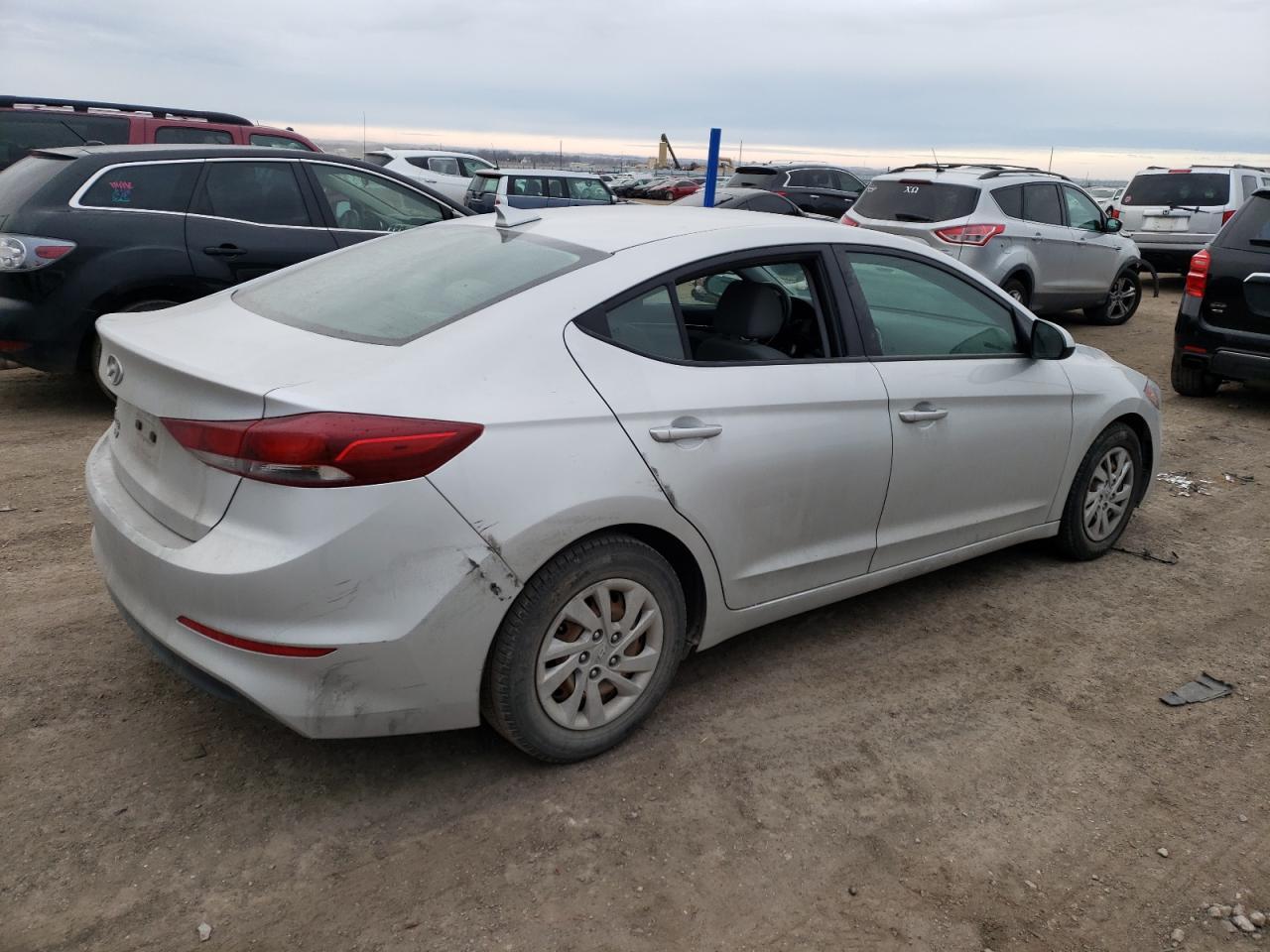 2017 HYUNDAI ELANTRA SE - Фото 3
