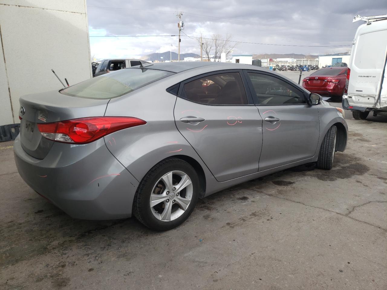2013 HYUNDAI ELANTRA GL - Image 3
