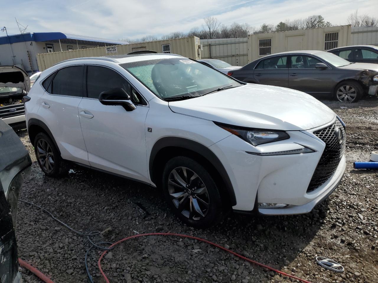 2017 LEXUS NX 200T BA - Фото 4