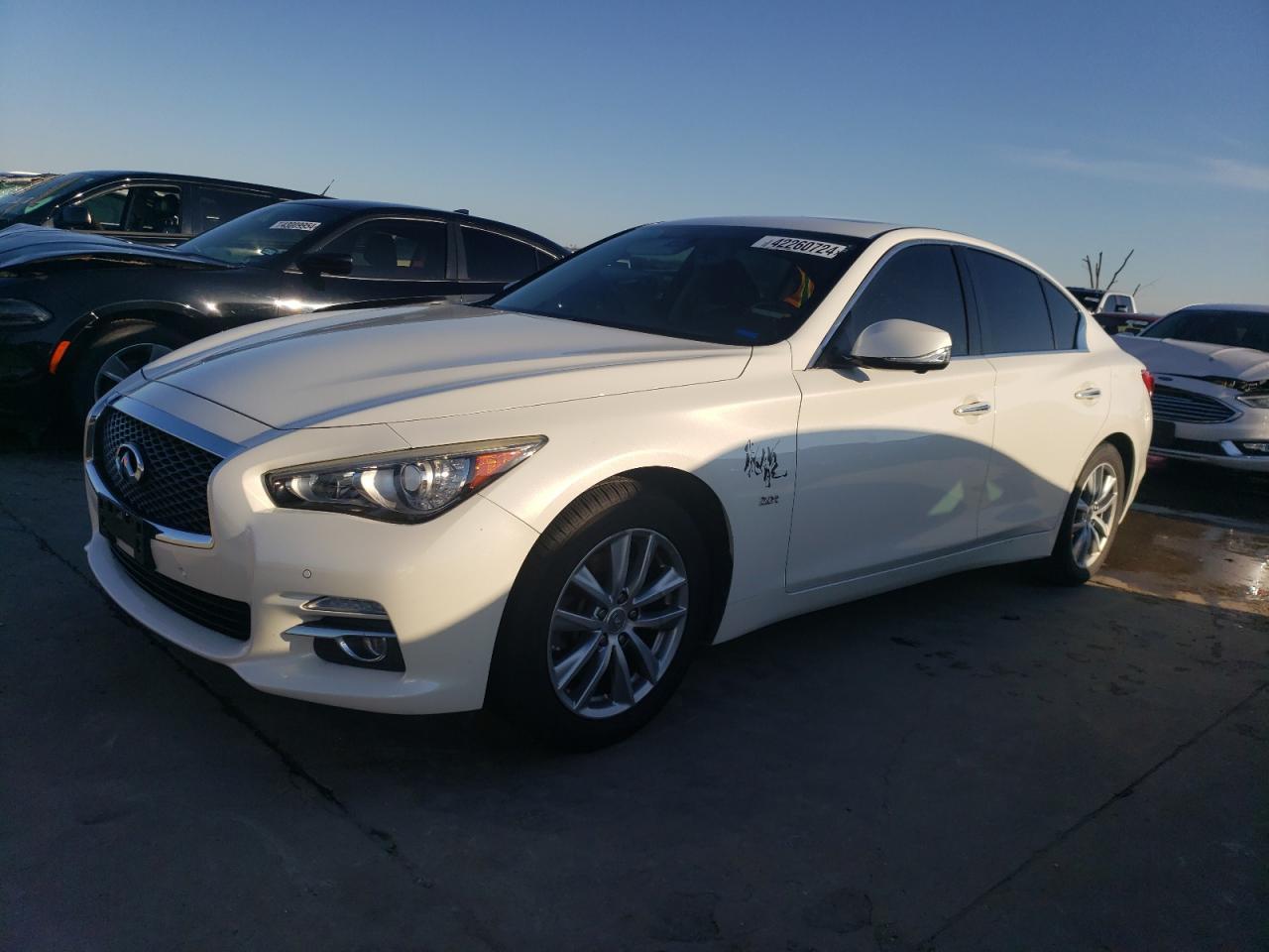 2016 INFINITI Q50 BASE