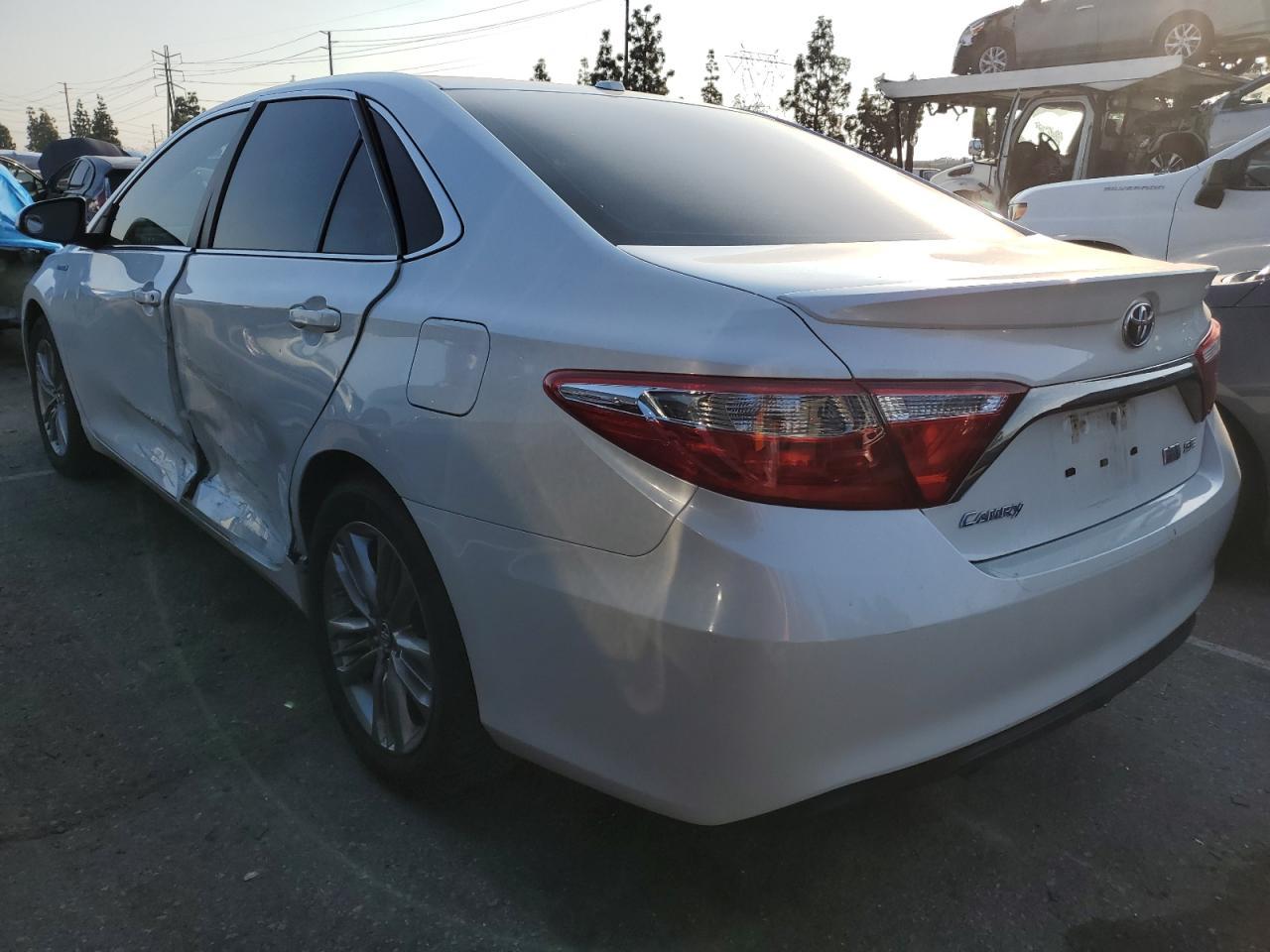 2017 TOYOTA CAMRY HYBR - Image 2
