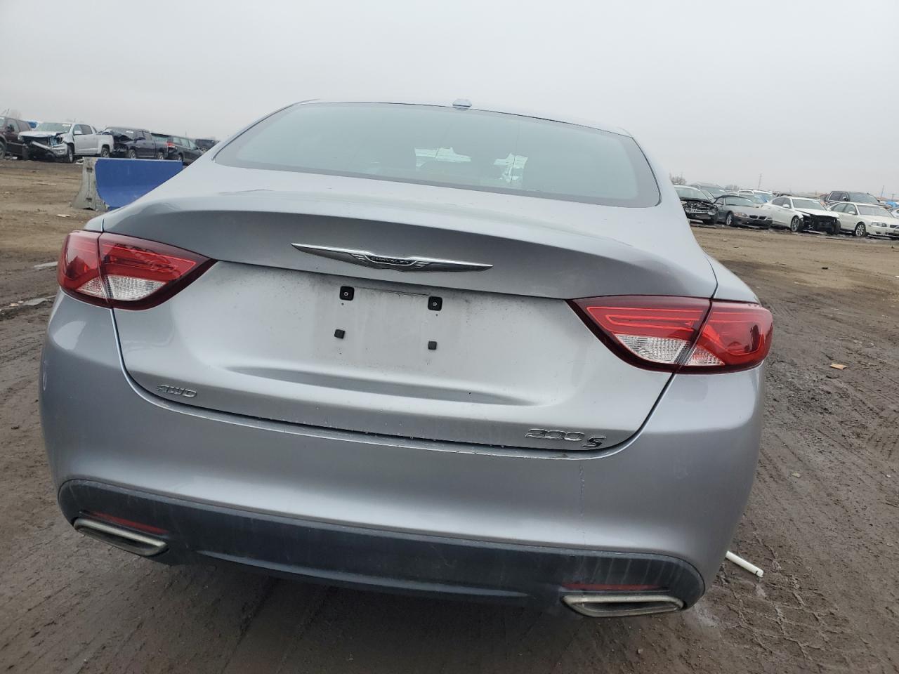 2015 CHRYSLER 200 S - Фото 6