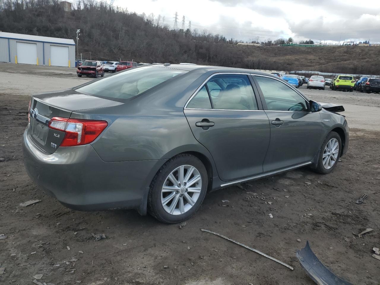 2012 TOYOTA CAMRY HYBR - Image 3