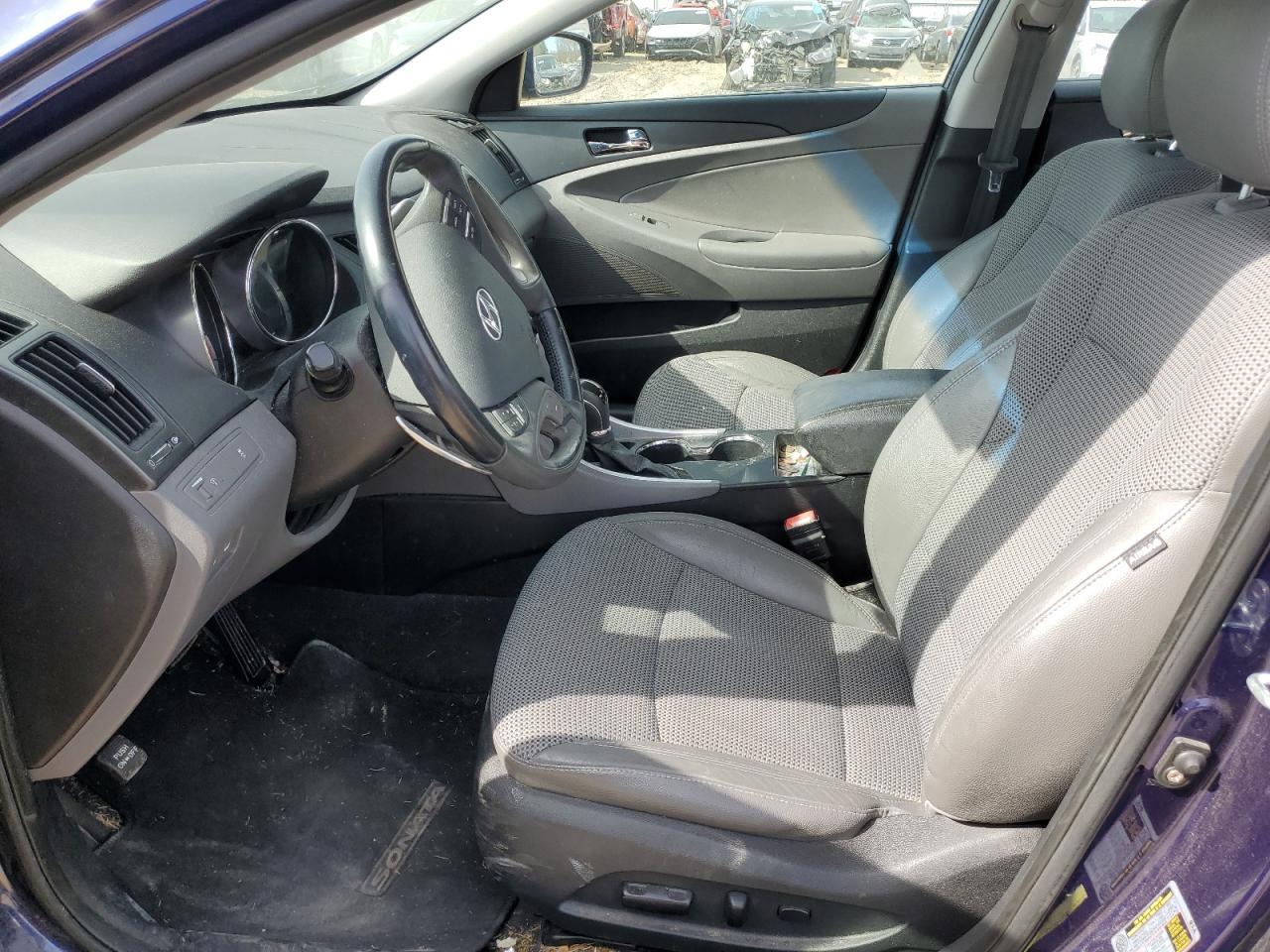 2011 HYUNDAI SONATA SE - Image 7