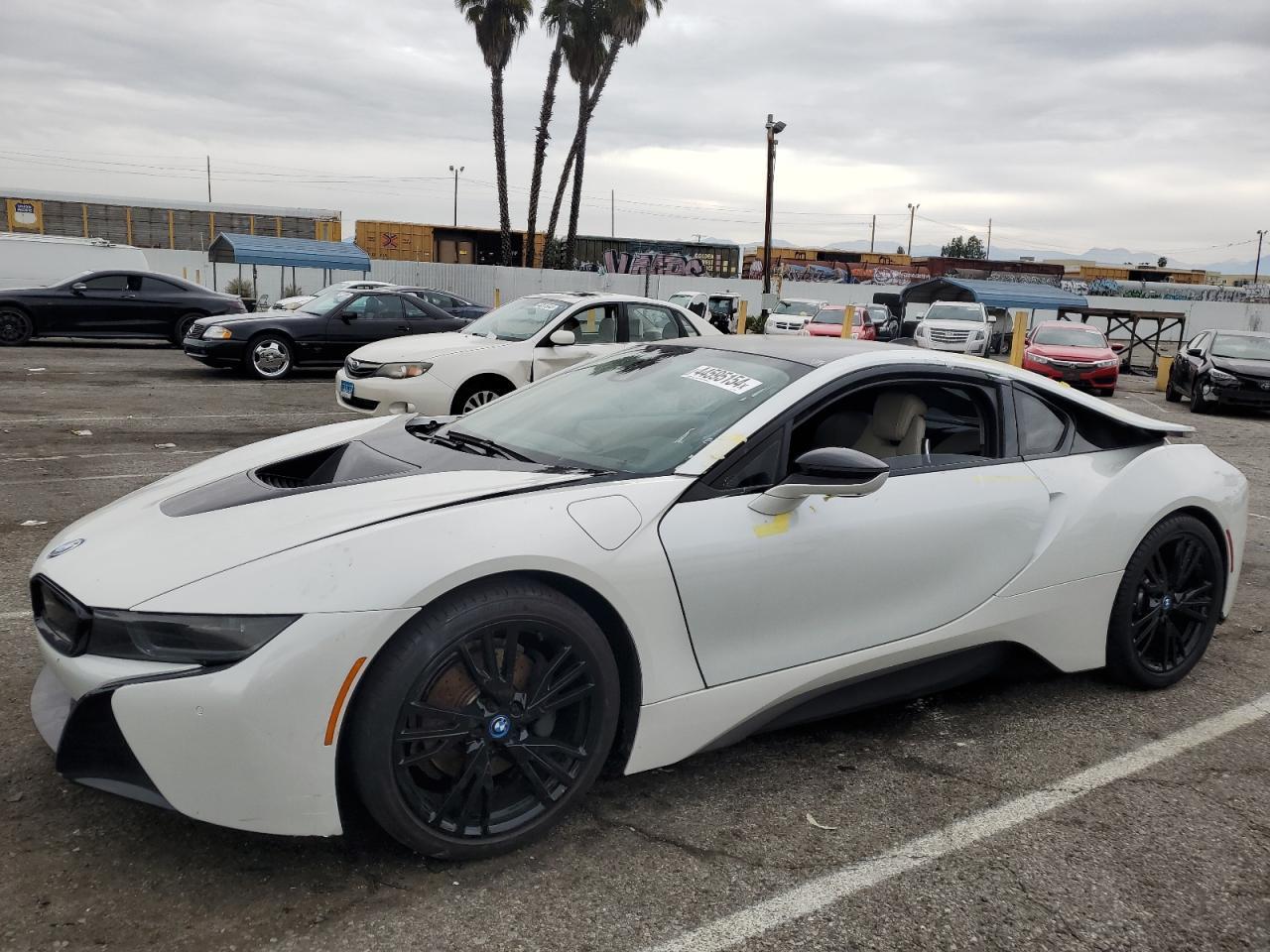 2016 BMW I8 car image