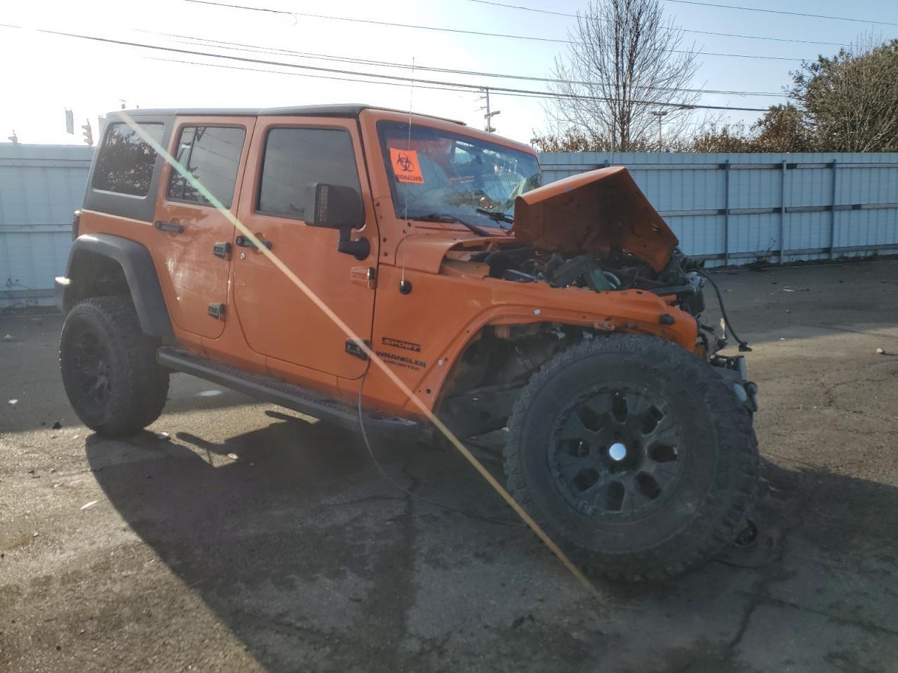 2012 JEEP WRANGLER U - Image 4