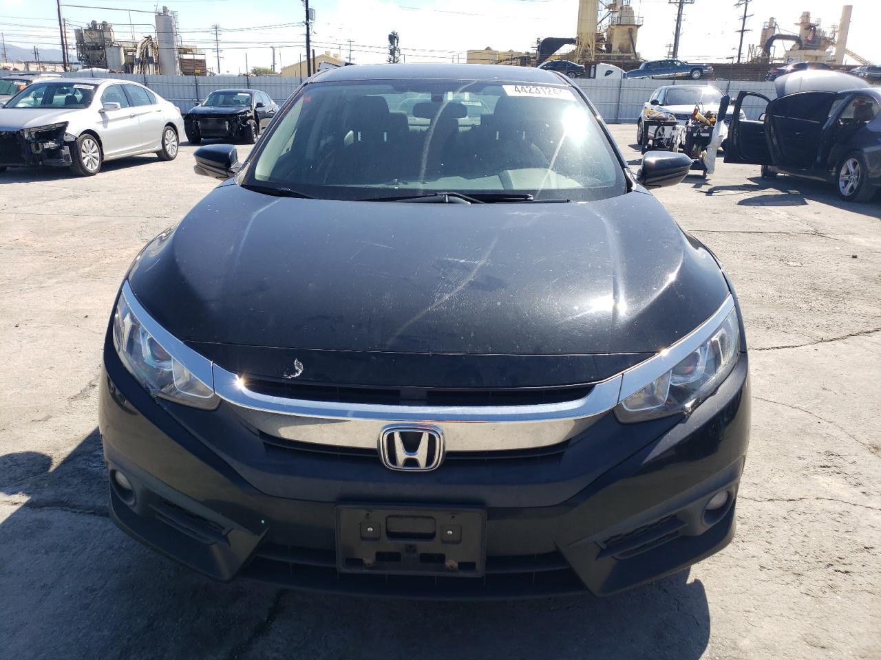 2018 HONDA CIVIC EX - Фото 5