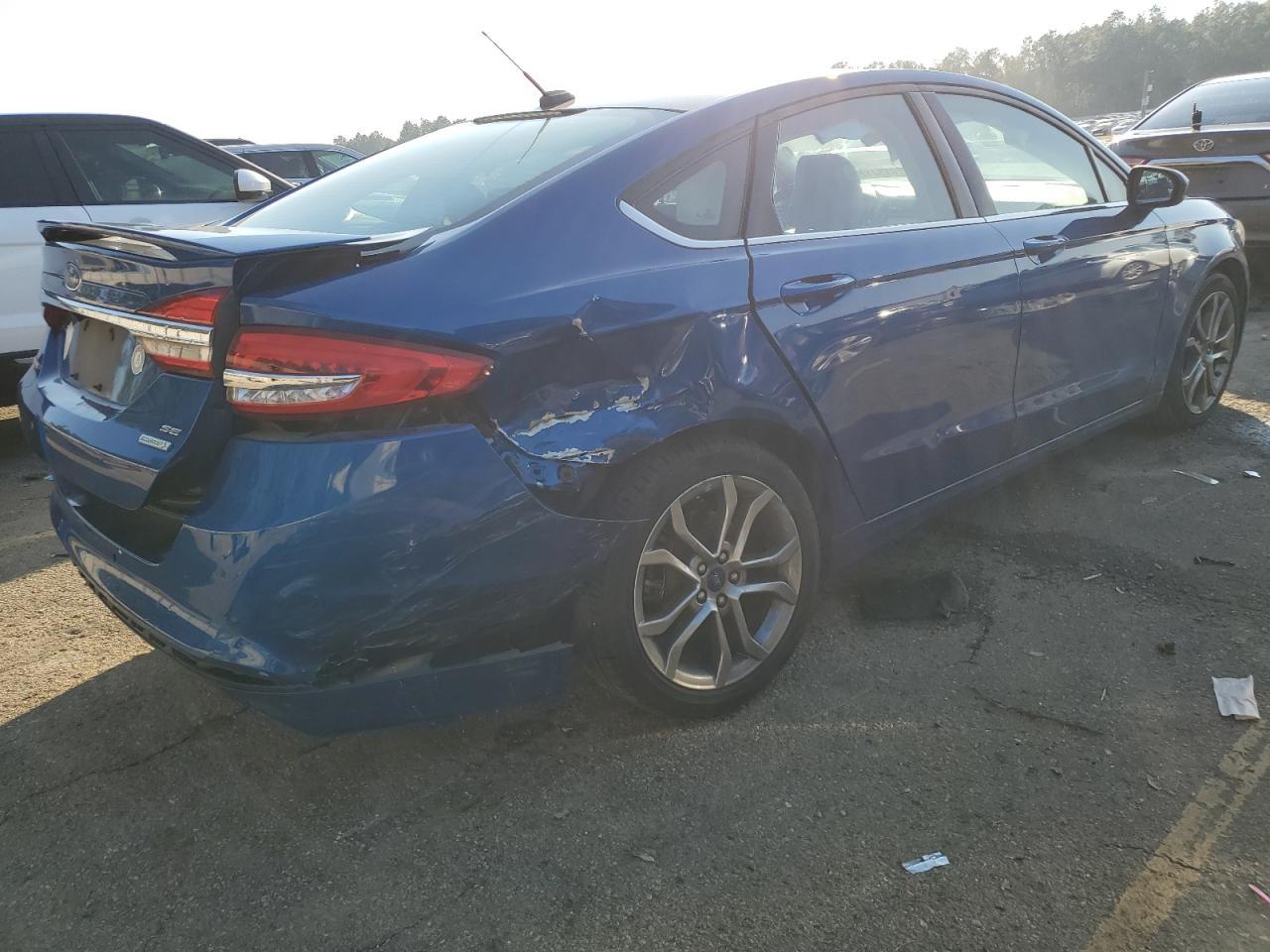 2017 FORD FUSION SE - Image 3
