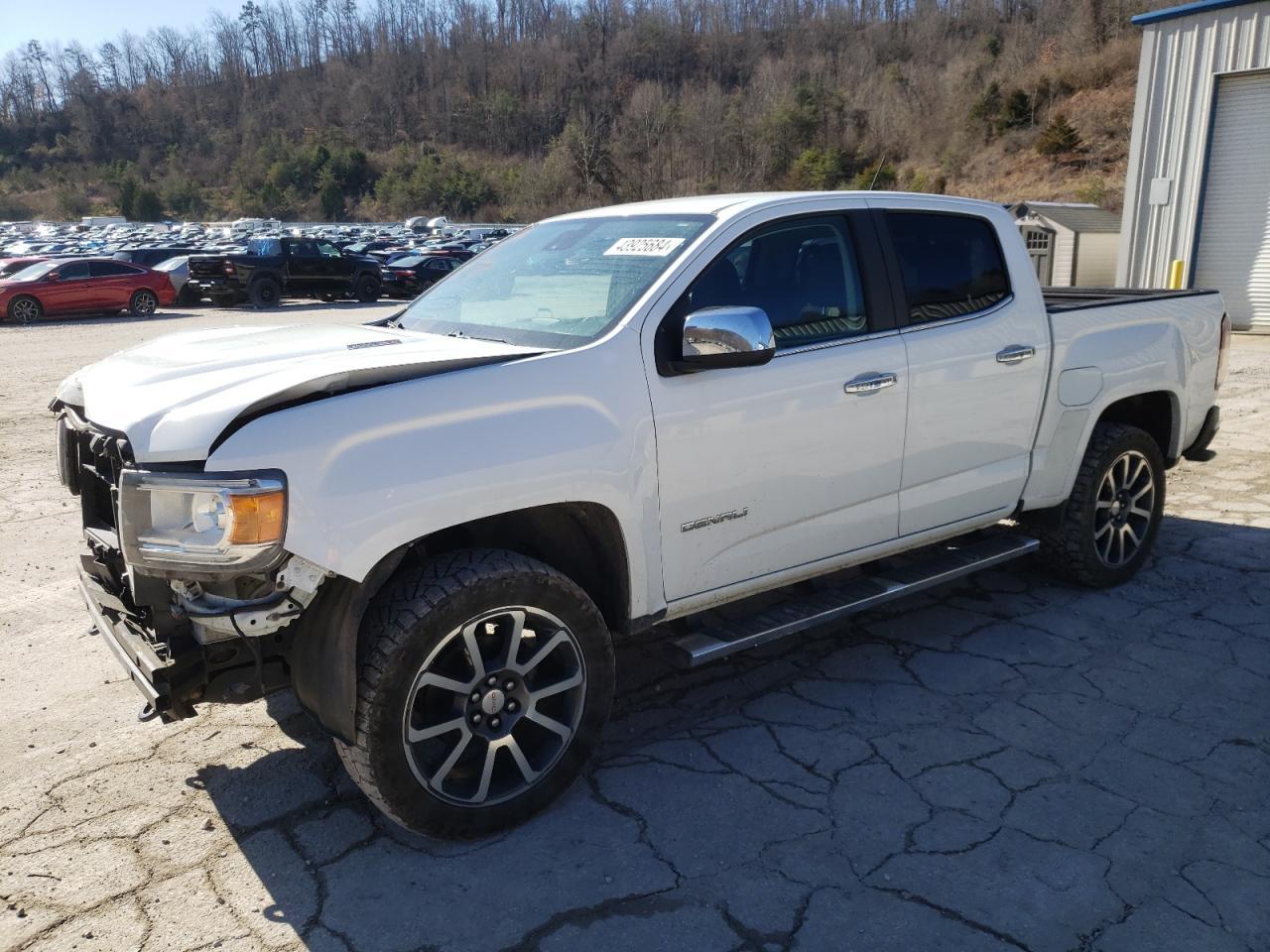 2017 GMC CANYON DEN car image