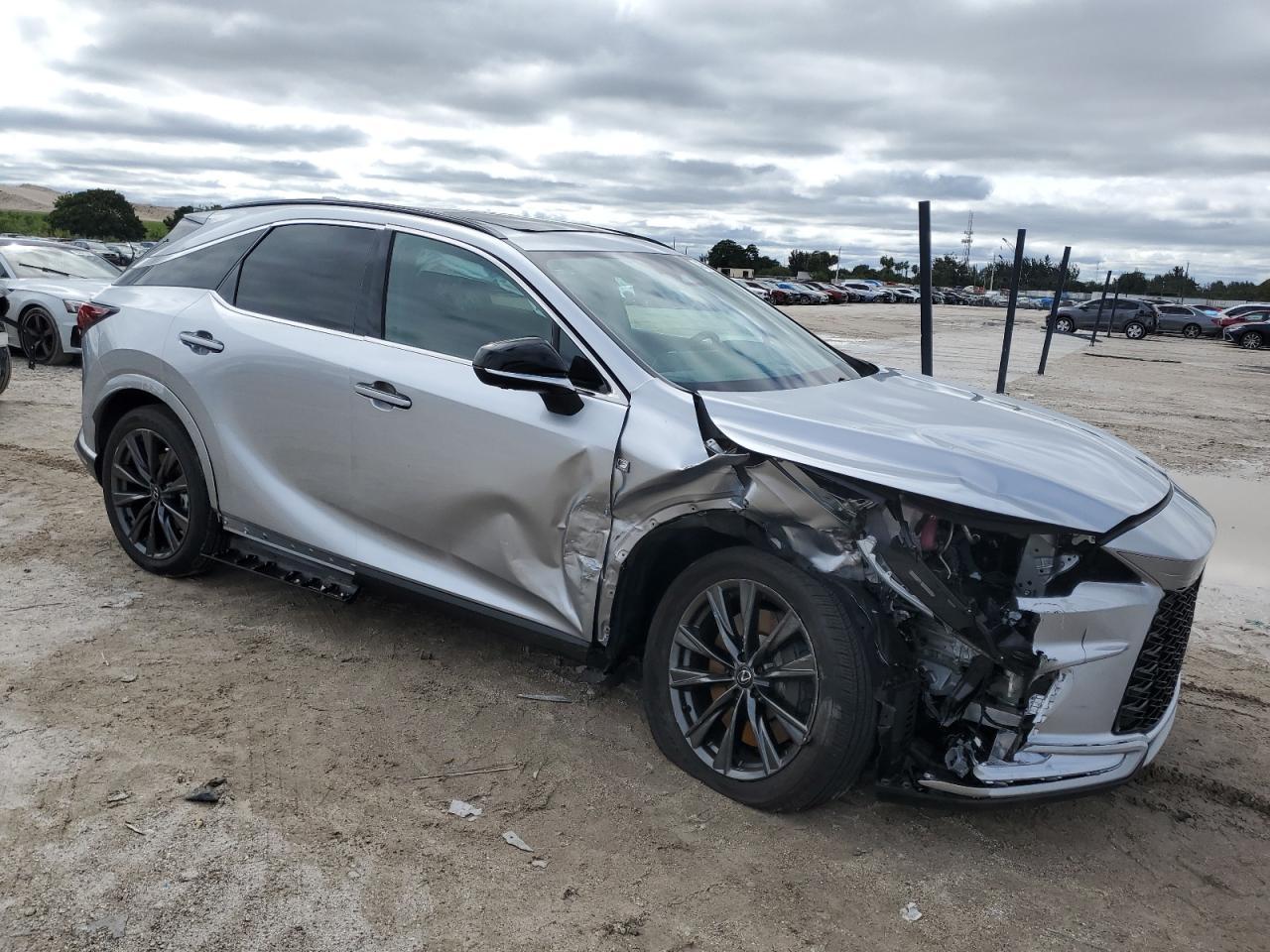 2023 LEXUS RX 350 BAS - Image 4