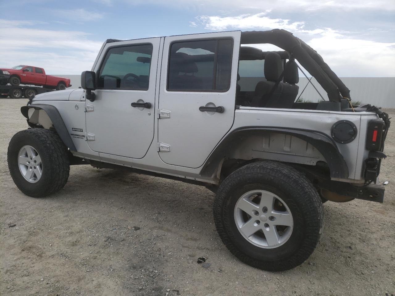 2012 JEEP WRANGLER U - Image 2